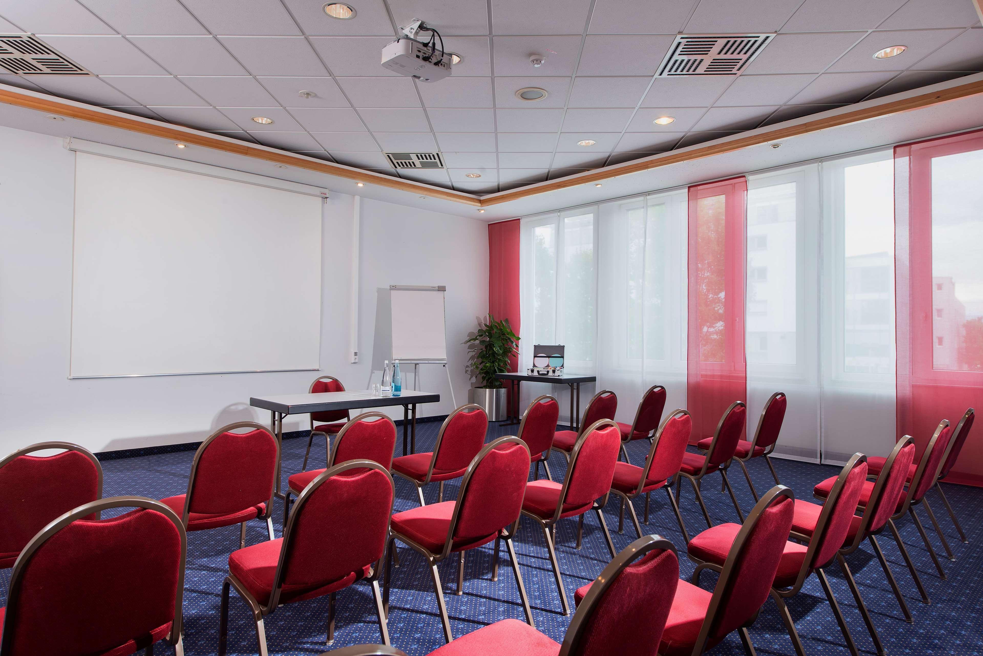 B&B Hotel Rastatt Business photo
